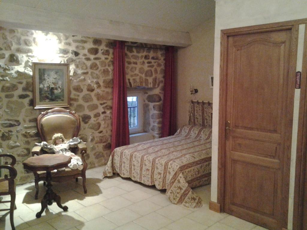 Le Mas De La Musardiere Chambres D Hotes Les Assions Δωμάτιο φωτογραφία